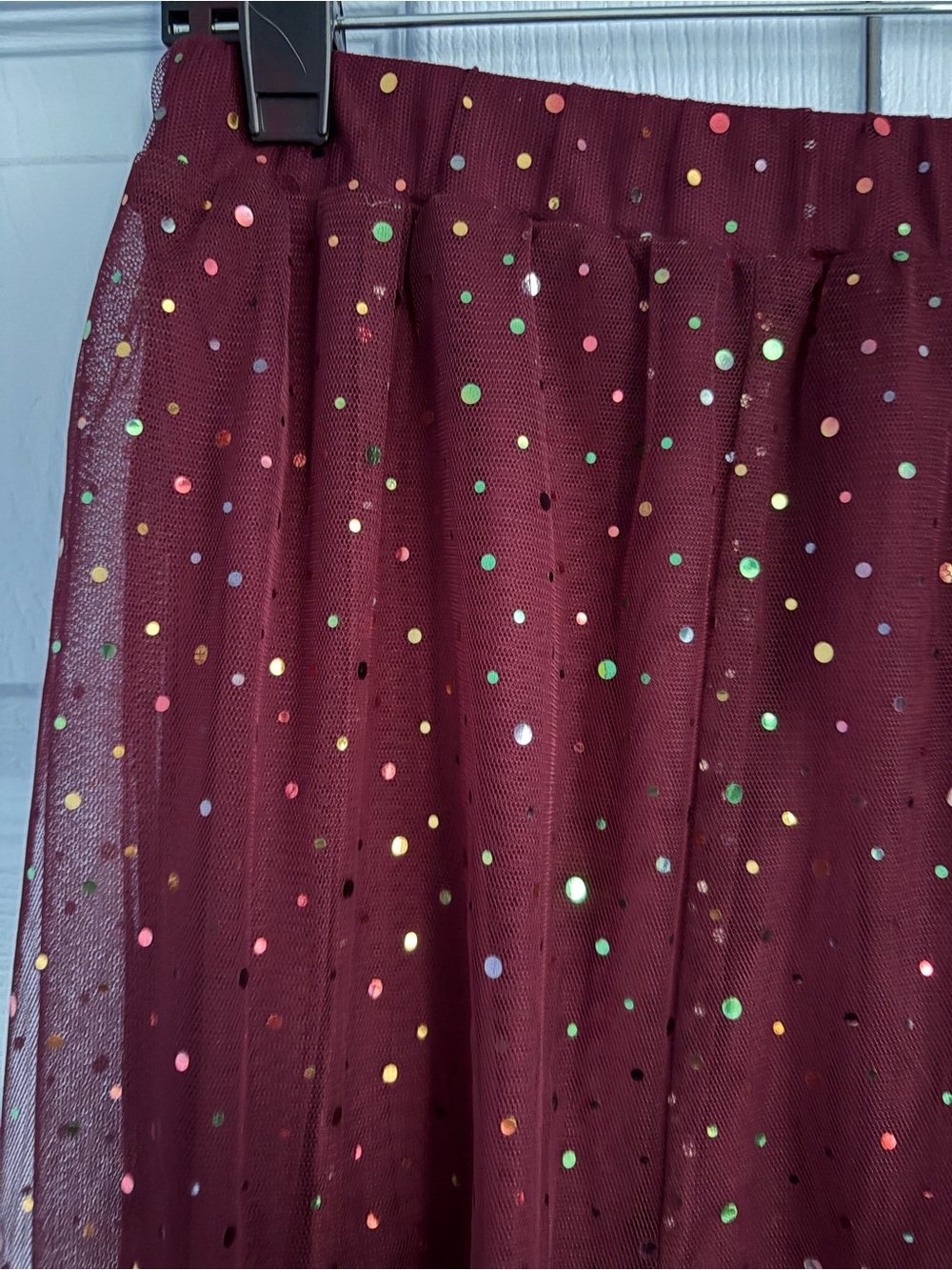 NEW HOLIDAY HD in Paris Anthropologie Burgundy Layered Tulle Midi Skirt Sequins